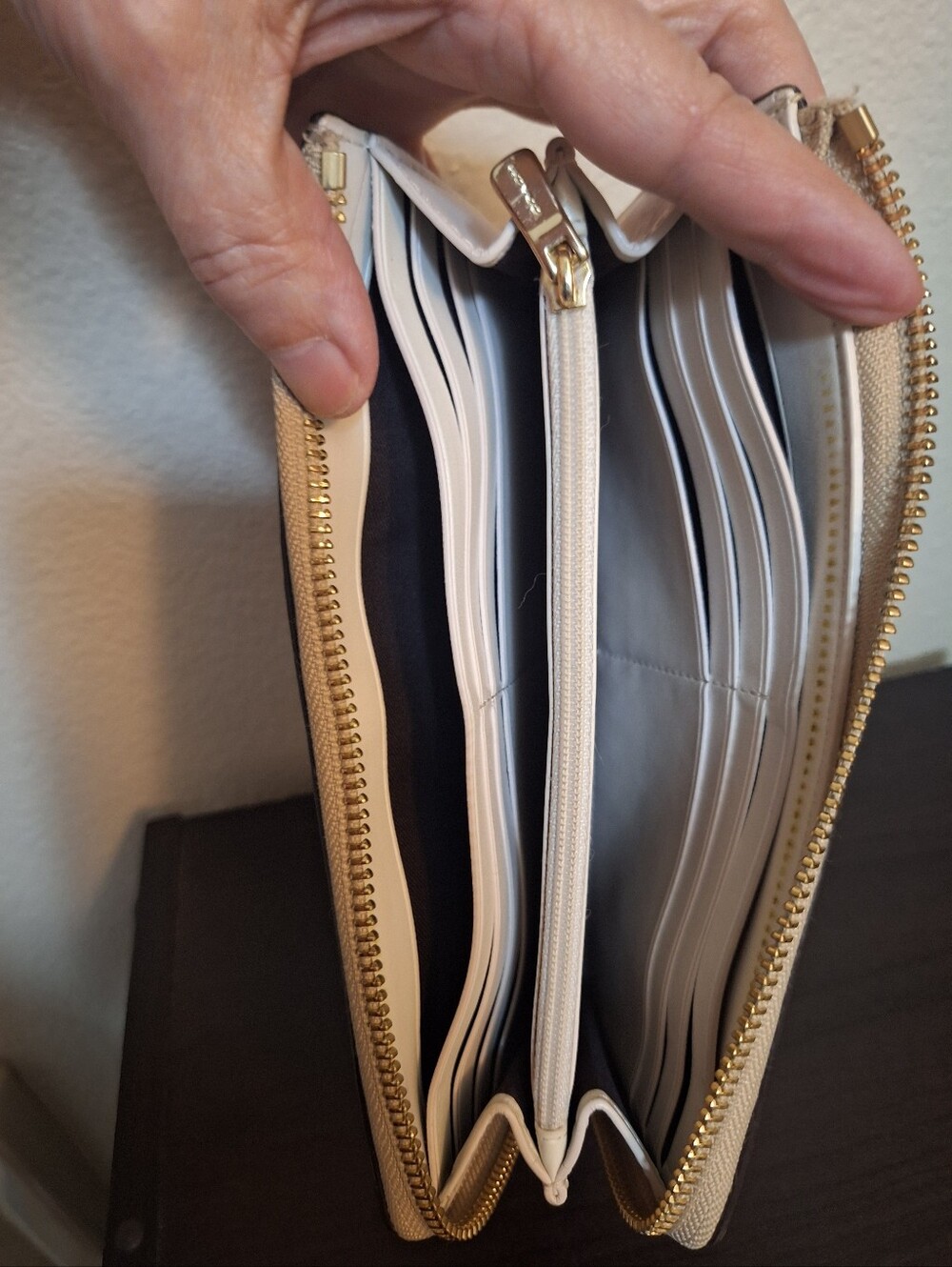 Coach Beige Signature Zip Wallet with Gold Logo - Picture 7 of 12